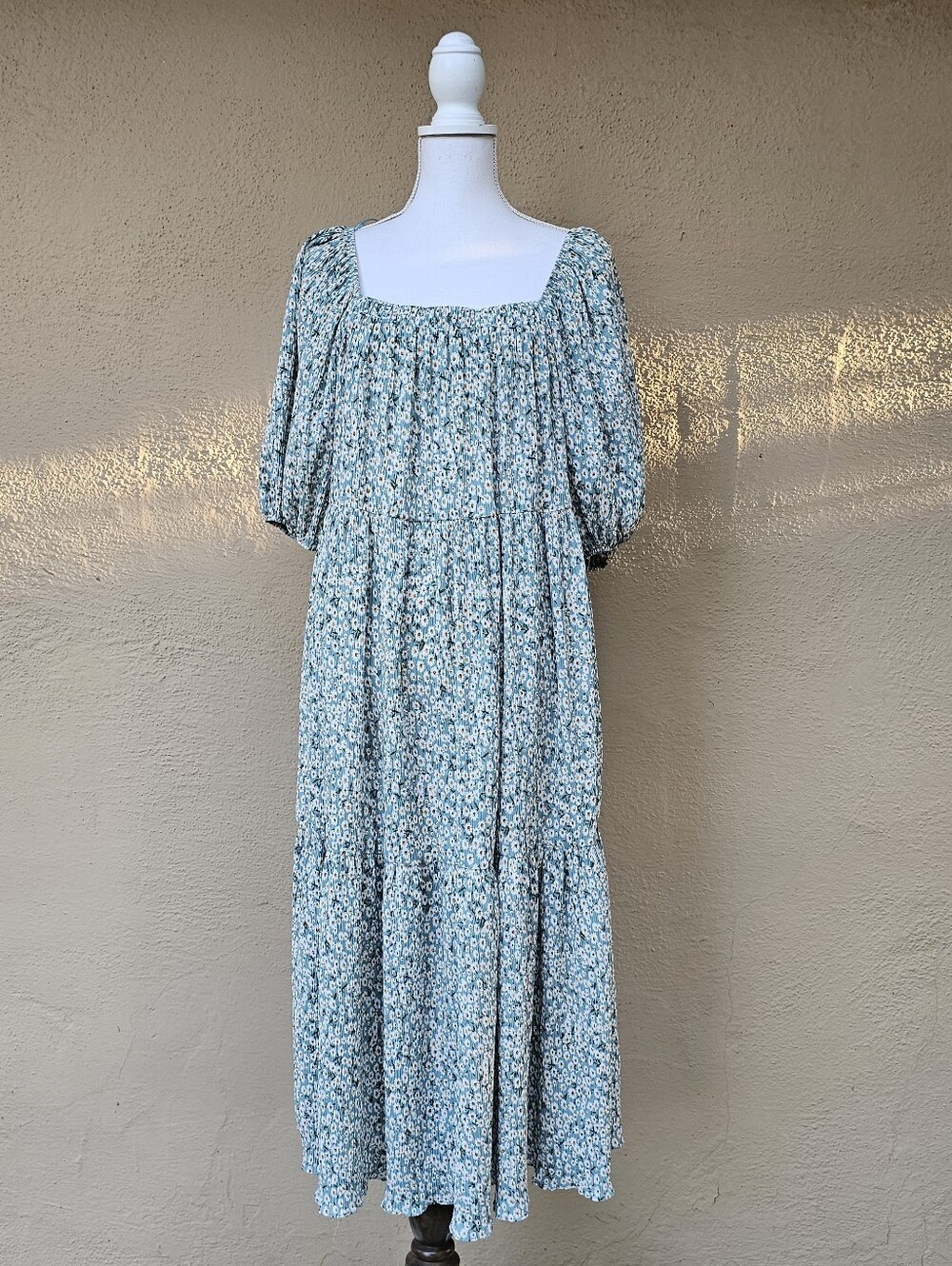 Carley Jean Los Angeles Green Puff Sleeve Tiered Floral Maxi Dress SZ M